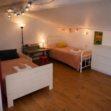 Authentique Maison De Village A Avec Patio 펜션 *