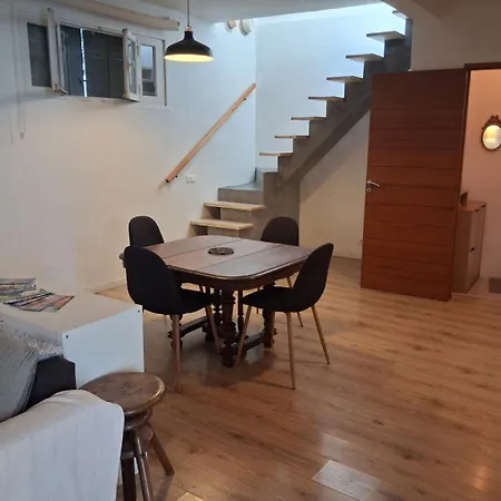 Authentique Maison De Village A Avec Patio 펜션 아그