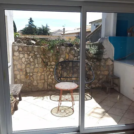 Authentique Maison De Village A Avec Patio