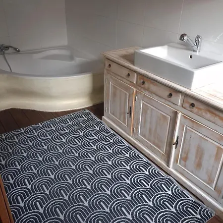 Дом отдыха Authentique Maison De Village A Avec Patio *