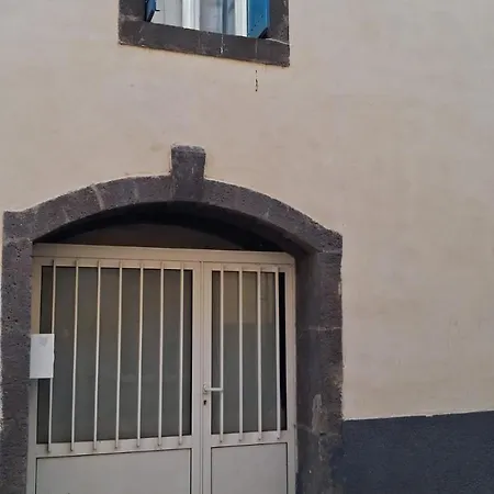 Authentique Maison De Village A Avec Patio 펜션 *